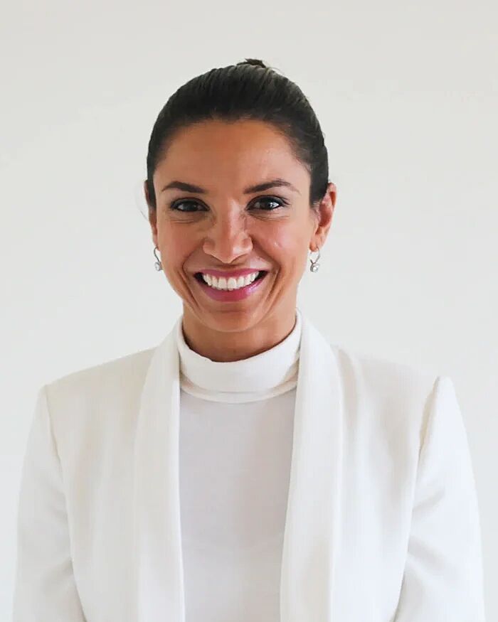 Tatiane Silva - Psychotherapist and Counsellor