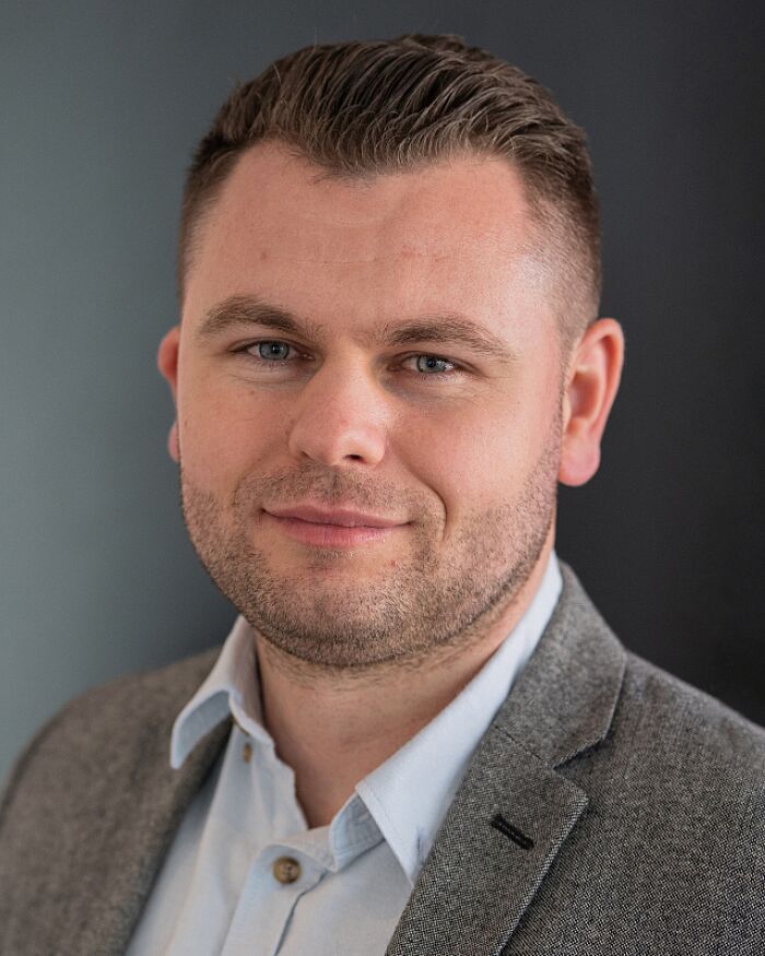 Nico Leban - Relationship Coach and Therapist